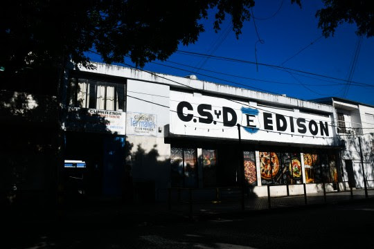 Edison, el club que le da luz propia a barrio Industrial