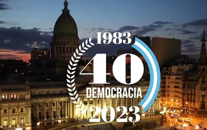 DEMOCRACIA, AÑO 40. PROTAGONISTAS O CONSUMIDORES POR CARLOS DEL FRADE