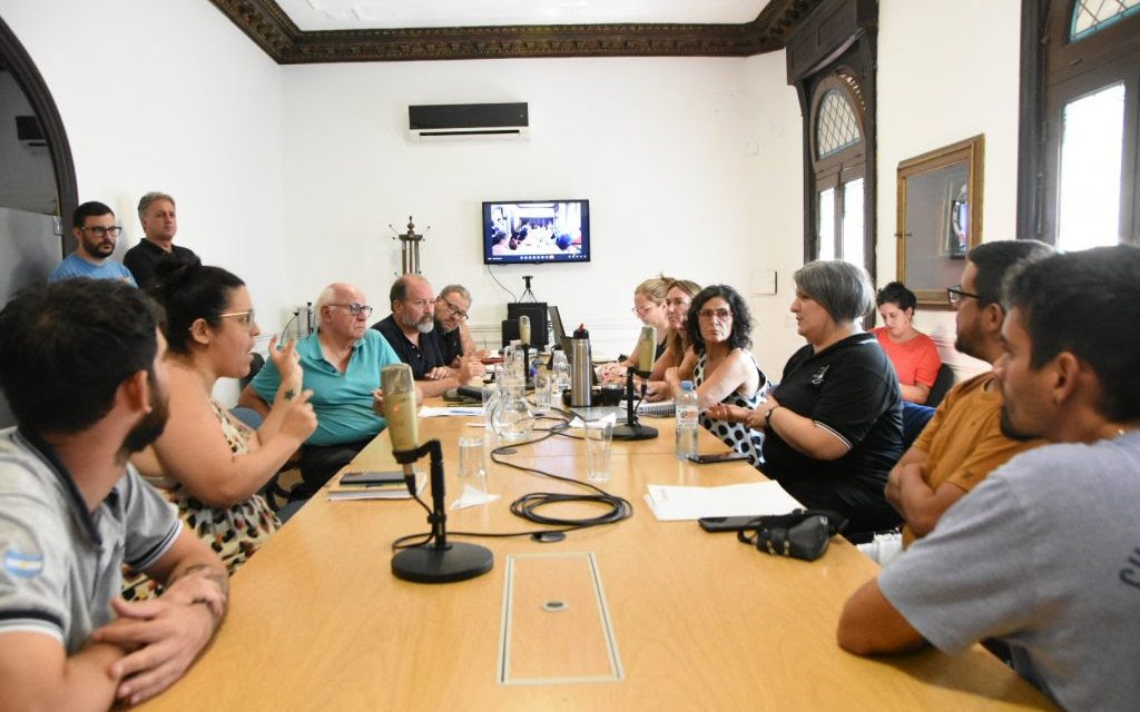 SE REUNIÓ LA COMISIÓN DE DEPORTES Y TURISMO