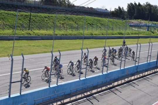 El municipio abre un nuevo espacio recreativo en el Autódromo Juan Manuel Fangio