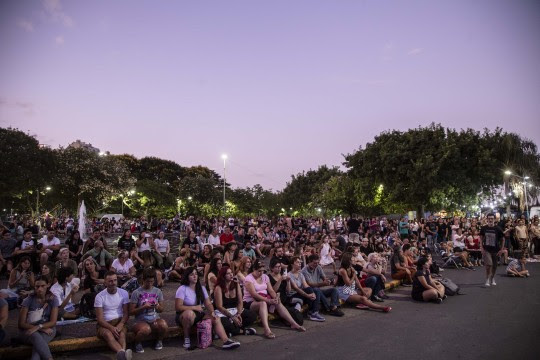Convocatoria para la Feria de Emprendimientos en el Festival FARo
