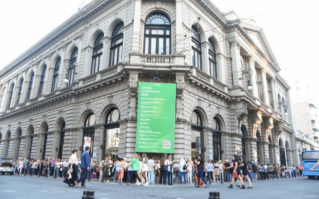 “GALA DE BALLET A LA BANDERA”
