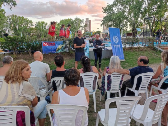 Se desarrolló una jornada de buceo adaptado para personas con discapacidad visual
