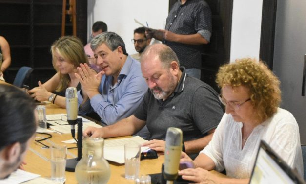 NUEVA TARIFA PARA EL PASEO EN LANCHA EN EL LAGUITO DEL PARQUE INDEPENDENCIA