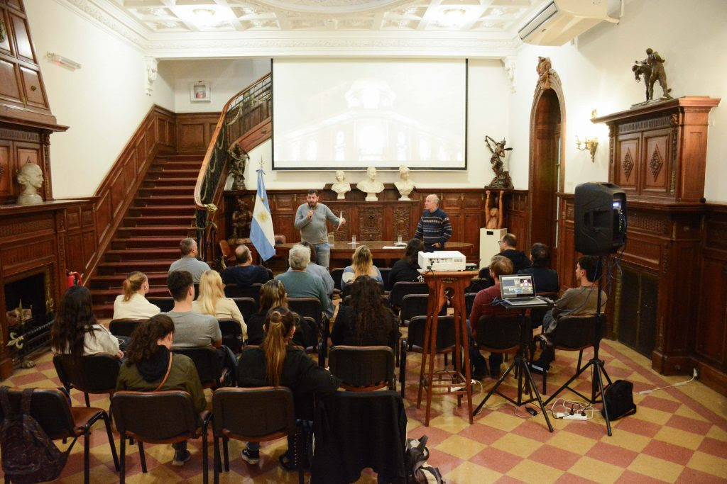 “CINE ARGENTINO Y MALVINAS”