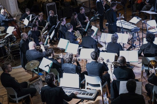 El Ensamble Municipal de Vientos invita a viajar por Broadway sin moverse de Rosario