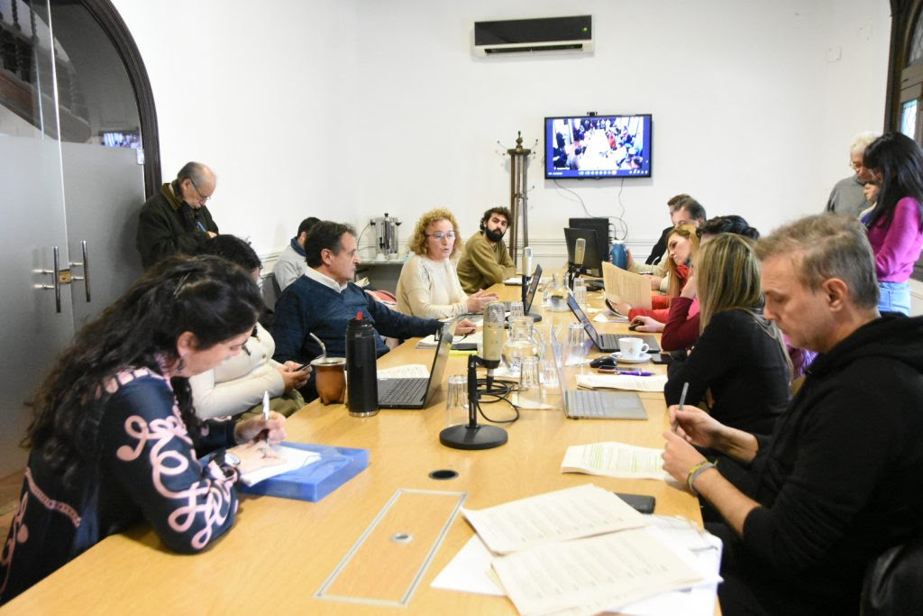 EXPLICARON PROYECTO INTEGRAL SOBRE VEREDAS