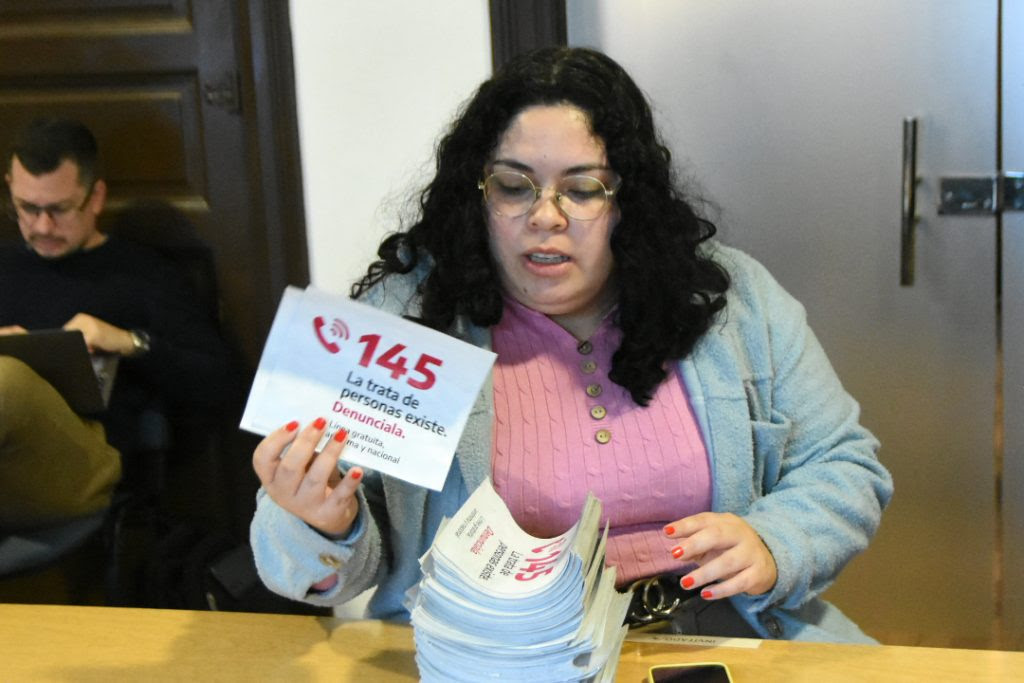 Debate por la línea telefónica 145