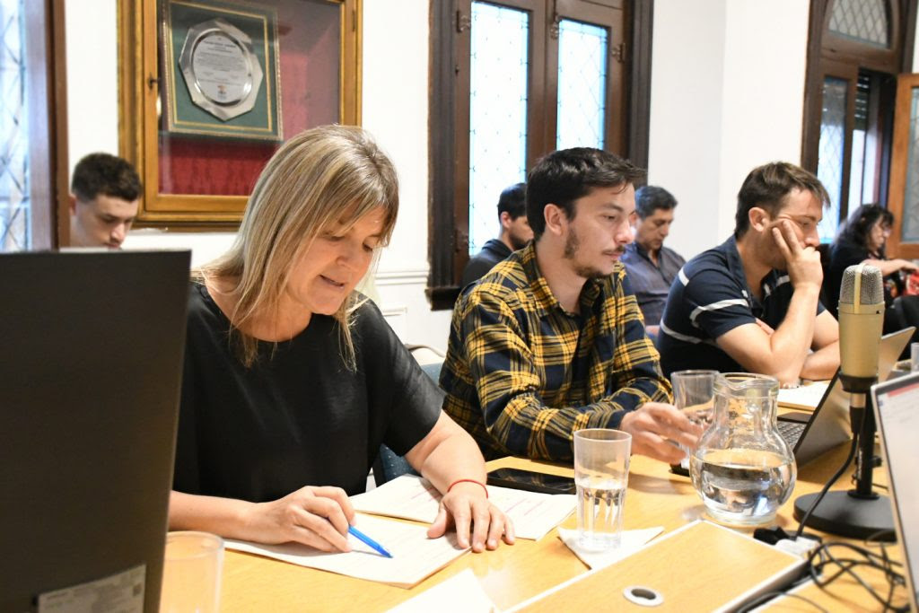 Acuerdo por nuevas audiencias, contenerización, y limpieza