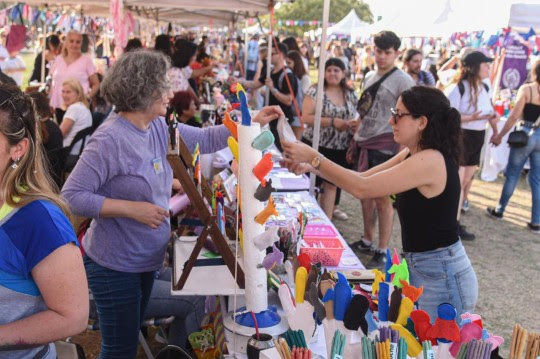 El Biomercado vuelve renovado este fin de semana a la vera del río