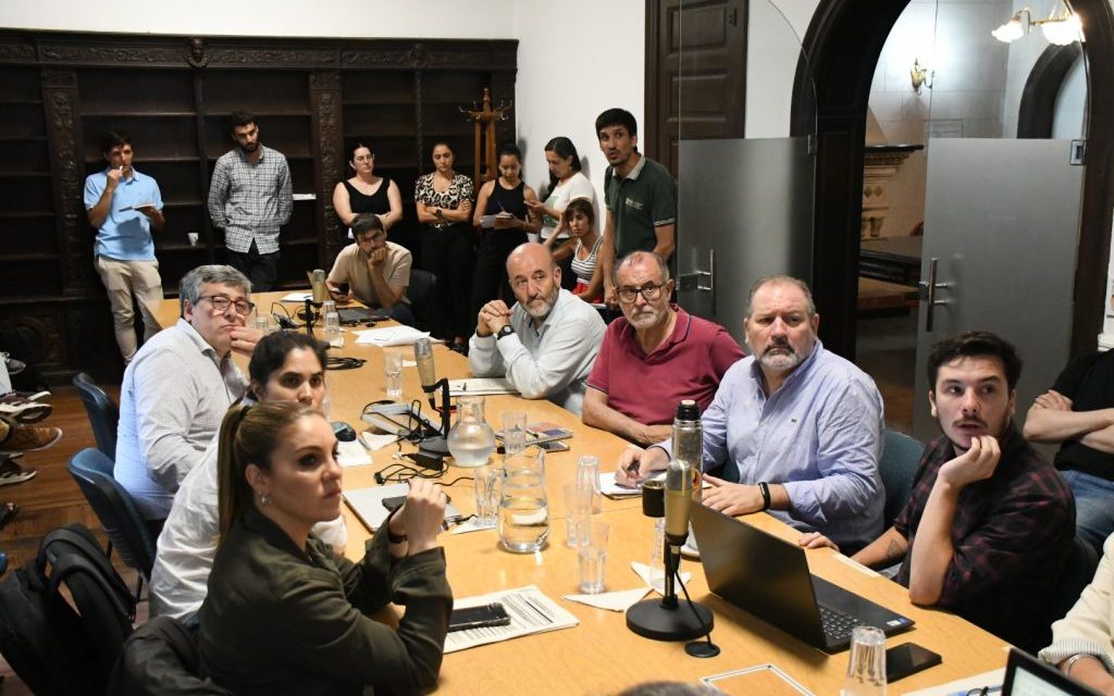 Proponen incorporar energía solar en inmuebles