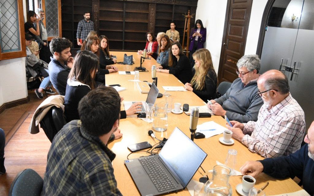 Audiencia con proteccionistas de animales