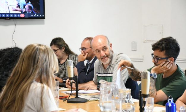 Caren Tepp y Leonardo Caruana, reelectos en Salud