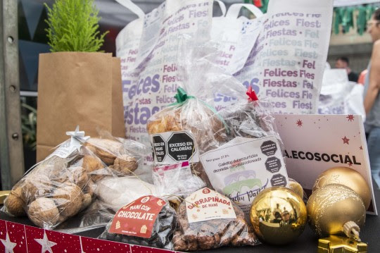 Buena, bonita y barata: ferias de economía social del municipio ofrecen la canasta navideña más económica de la ciudad