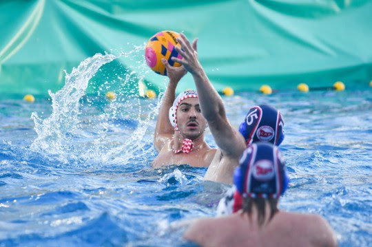 Agenda deportiva: se destacan torneos de polo acuático, rugby, esgrima y un novedoso evento de pickleball