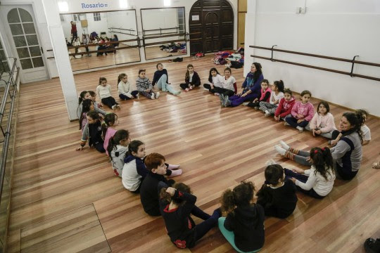 La Escuela Municipal de Danzas y Arte Escénico abrió la inscripción al cursado 2025