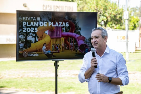 Javkin presentó el Plan de Plazas 2025: el municipio renueva 27 espacios públicos en todos los distritos