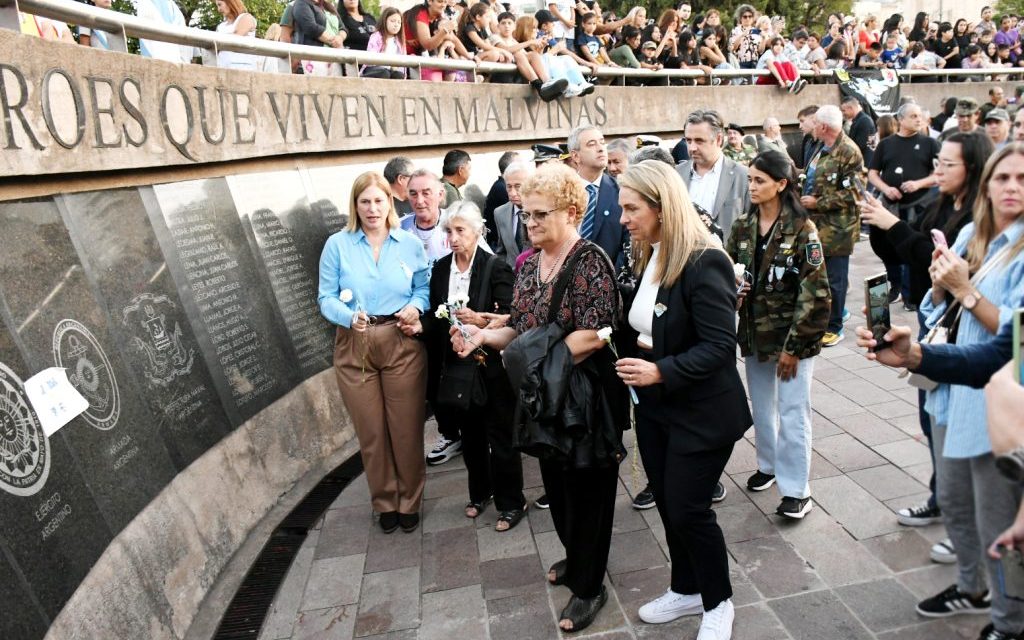 La ciudad evocó a los héroes de Malvinas
