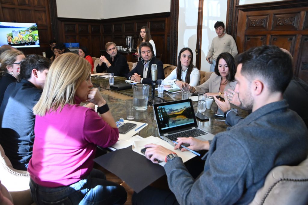 Mesa de trabajo con el Ministerio de Justicia y Seguridad provincial