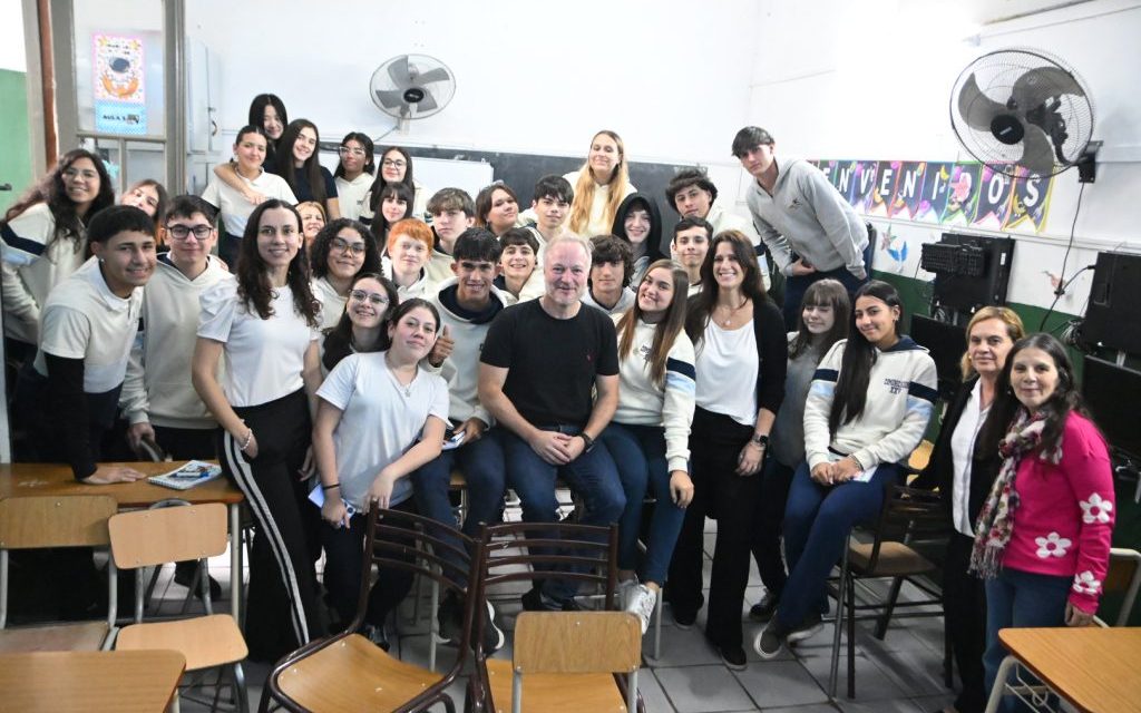 La Oficina Municipal del Consumidor visitó el Complejo Educativo Solis