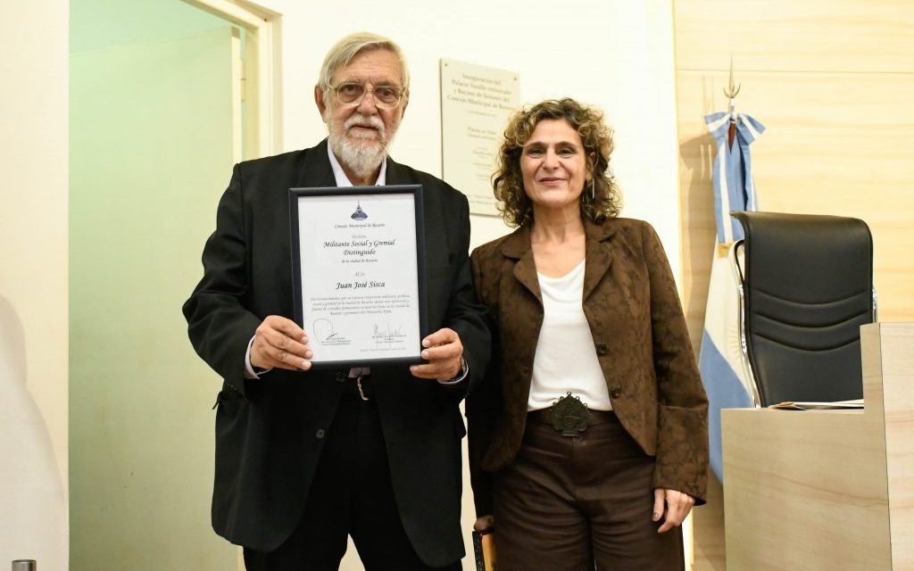 Juan José Sisca fue distinguido por el Concejo