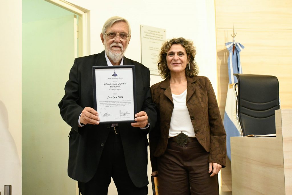 Juan José Sisca fue distinguido por el Concejo