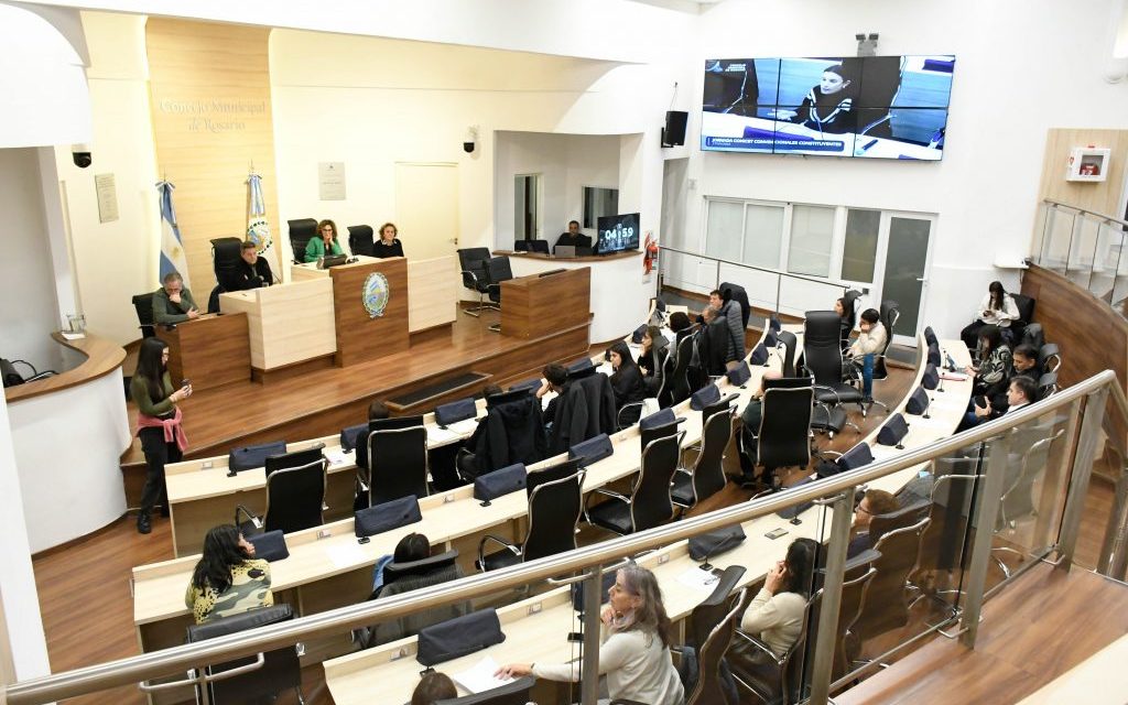 Apoyo de convencionales constituyentes a la ciencia
