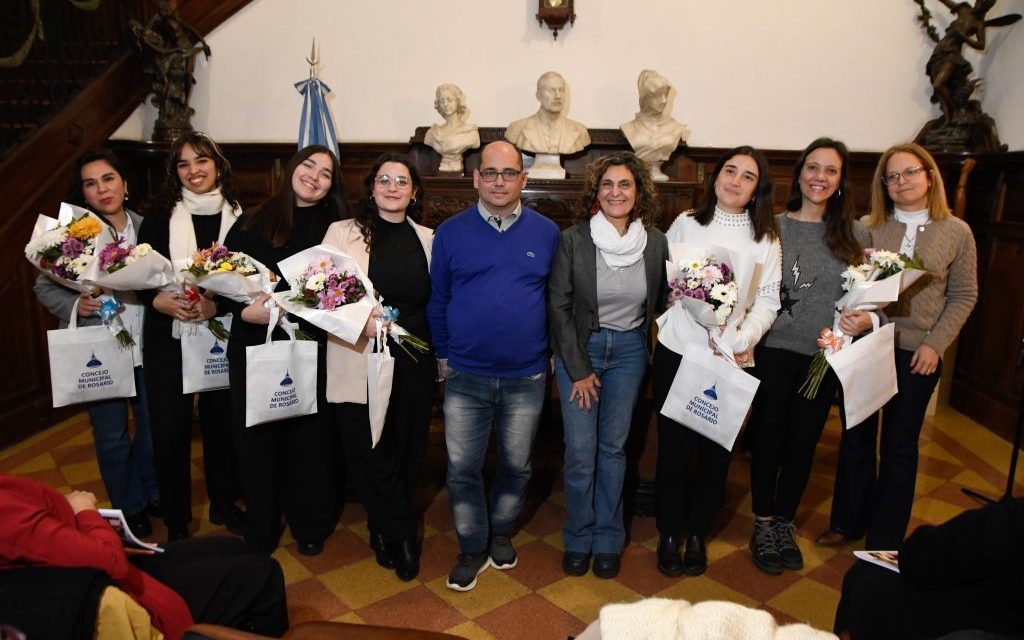 Presentaron libro sobre Juana Elena Blanco