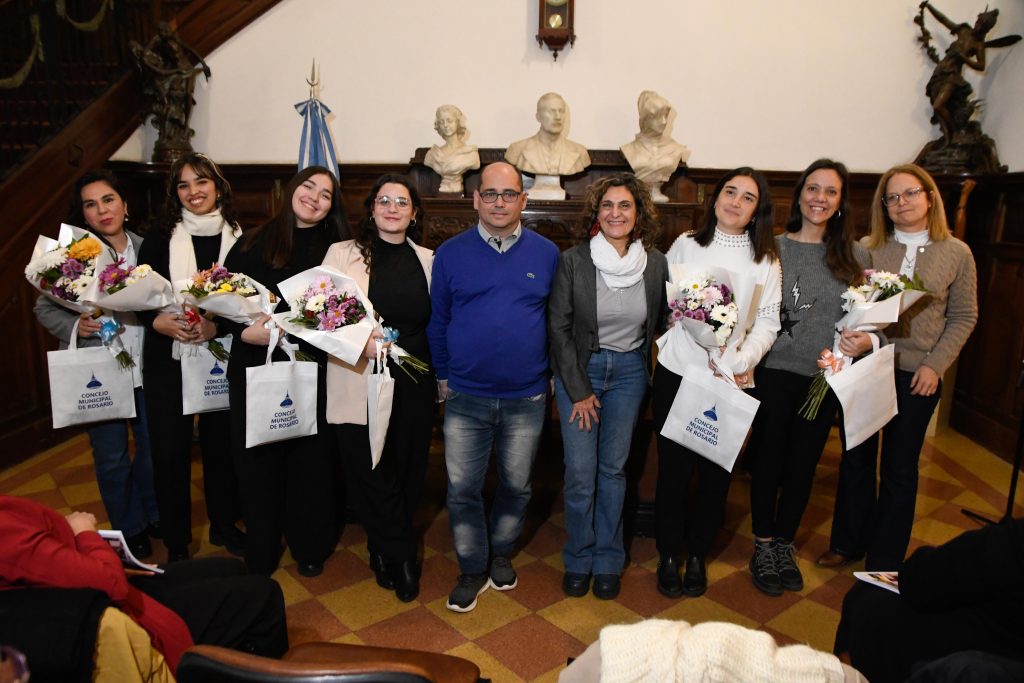 Presentaron libro sobre Juana Elena Blanco