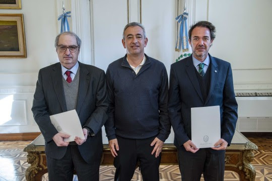 Rosario da un nuevo paso hacia su autonomía: Javkin convocó a la UNR y a la UCA para redactar una Carta Orgánica