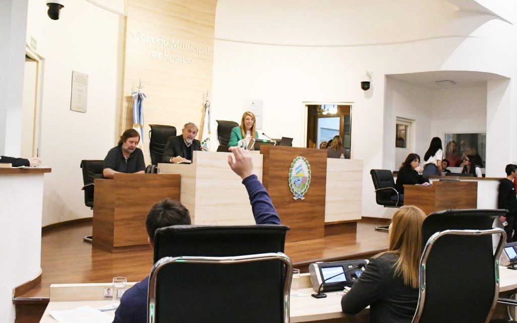 La sesión concluyó con el tratamiento y aprobación de 75 proyectos