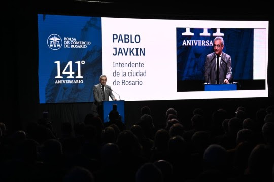 Javkin en la Bolsa de Comercio: «Rosario se prepara para ser la capital del interior productivo de la Argentina»