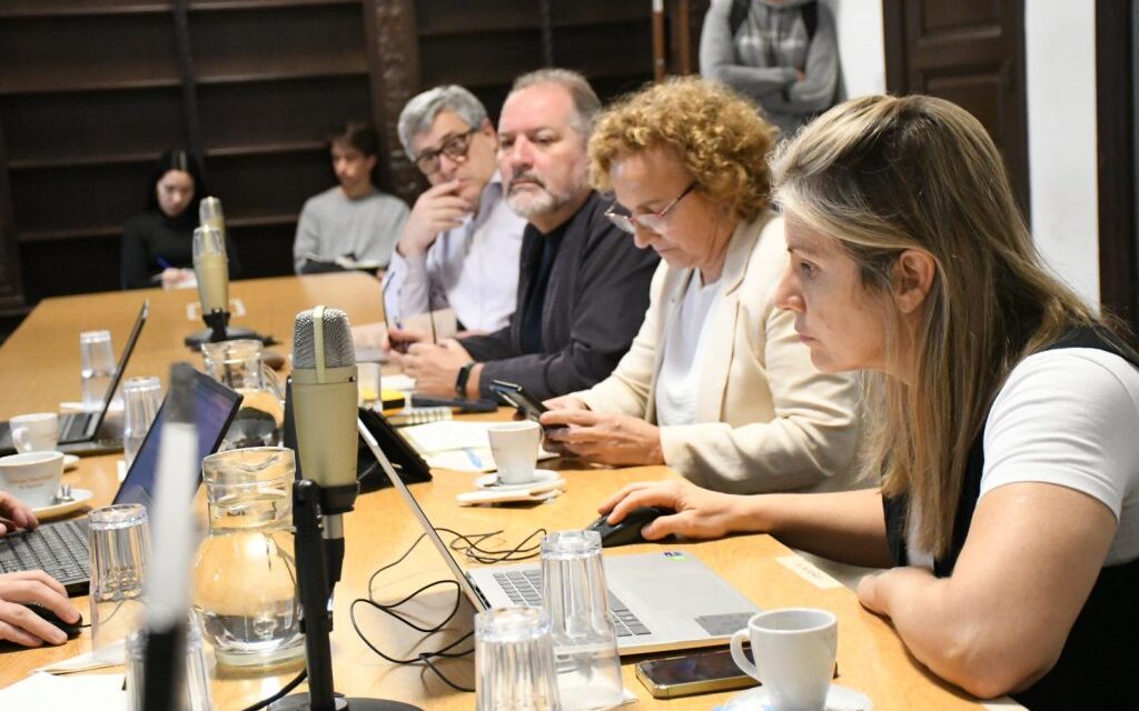Taxistas exigen cambios sobre motorización de vehículos