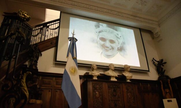“La escuela de la señorita Olga” se proyectó en el Concejo