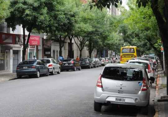 Comienza a regir nueva disposición de estacionamiento en el área central