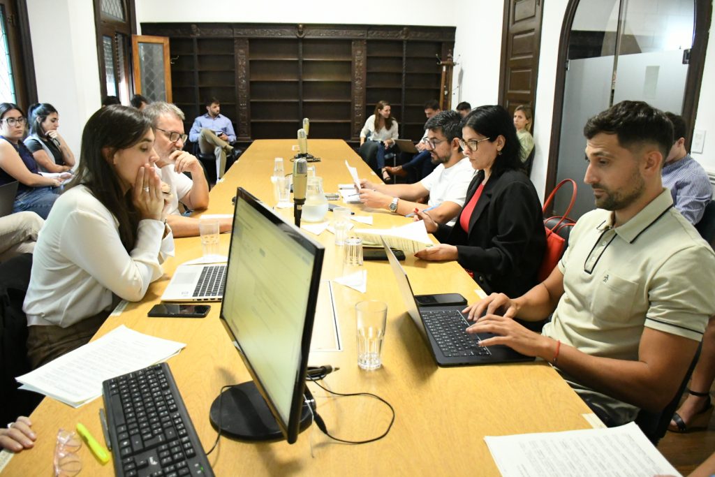 Despacho en Gobierno para la aceptación de numerosas donaciones