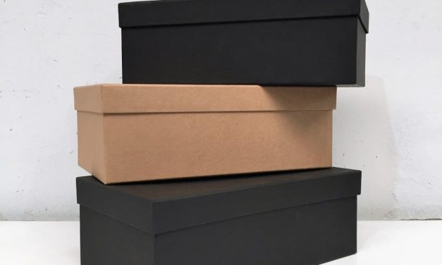 Cajas de zapatos por Carlos Del Frade
