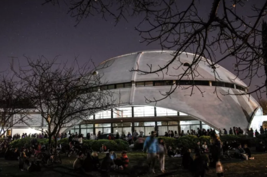 El Planetario ofrece una programación especial de verano con talleres y observaciones