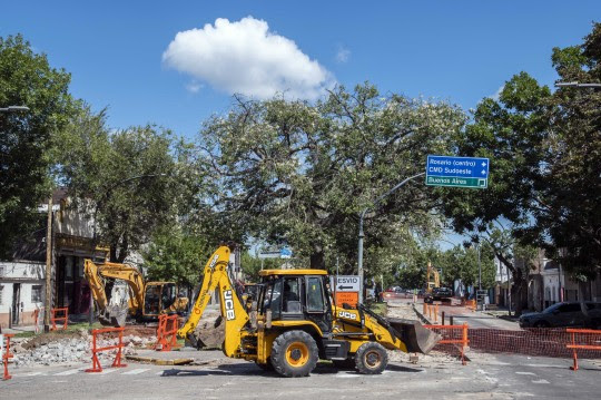 Javkin supervisó el inicio de la reconversión integral de bulevar Seguí