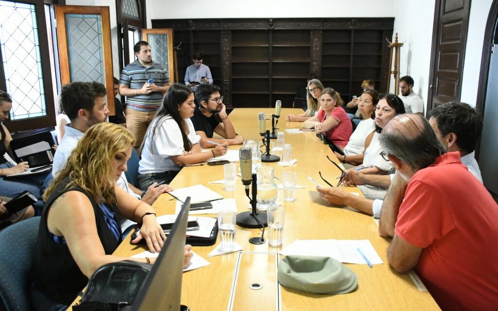 Audiencia con personas afectadas por Bauen Pilay