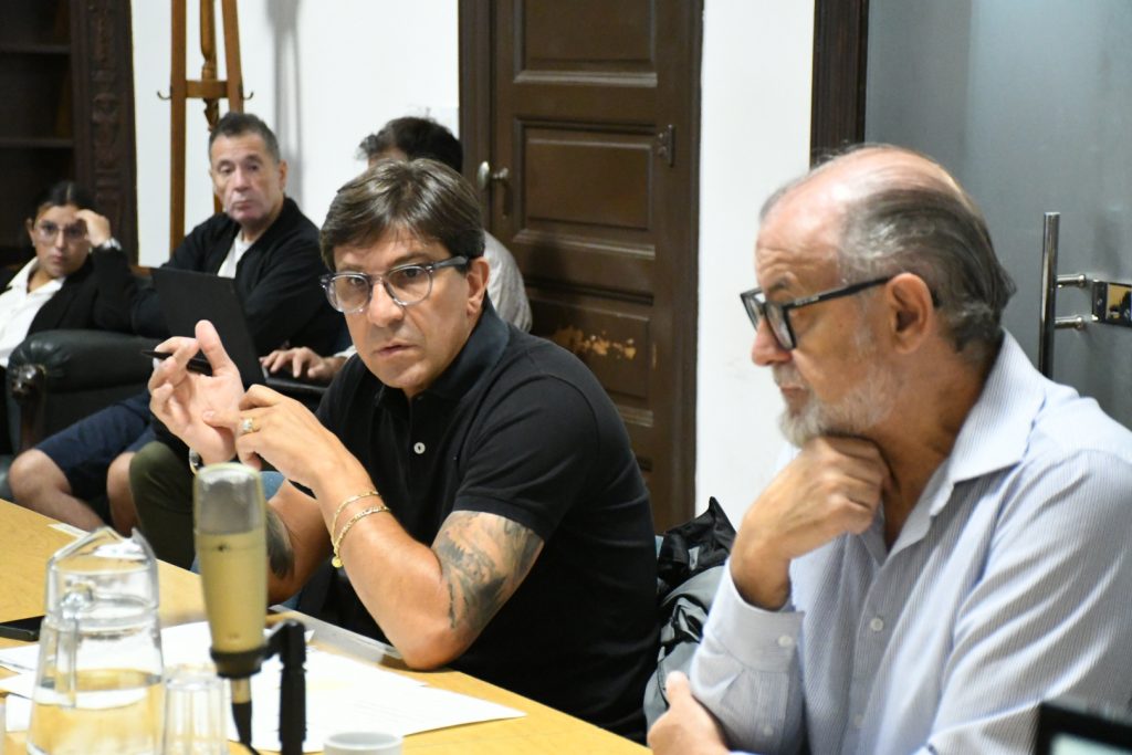 Piden aumento de tarifa de las Bicicletas Acuáticas del Parque Independencia