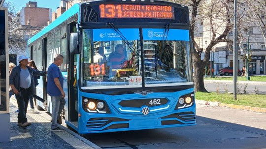 Por el inicio de clases, se suman 180 colectivos al servicio de transporte urbano
