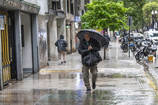 Tormentas: emiten alerta de nivel naranja para la noche de este viernes 20