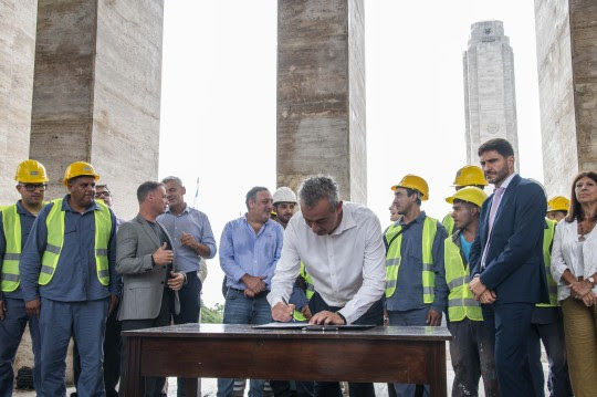 Se retoman las obras de recuperación del Monumento a la Bandera