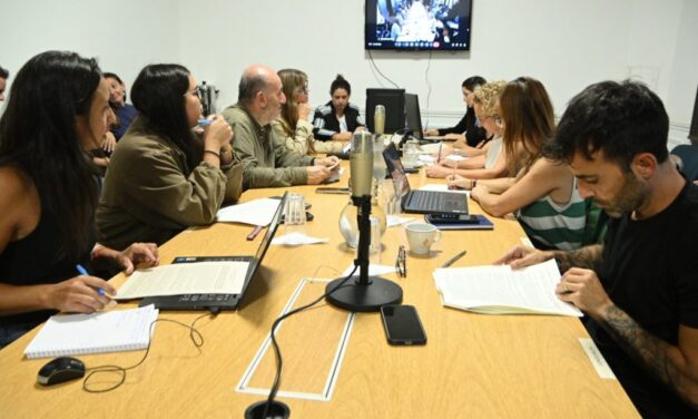 Distinciones y actividades culturales