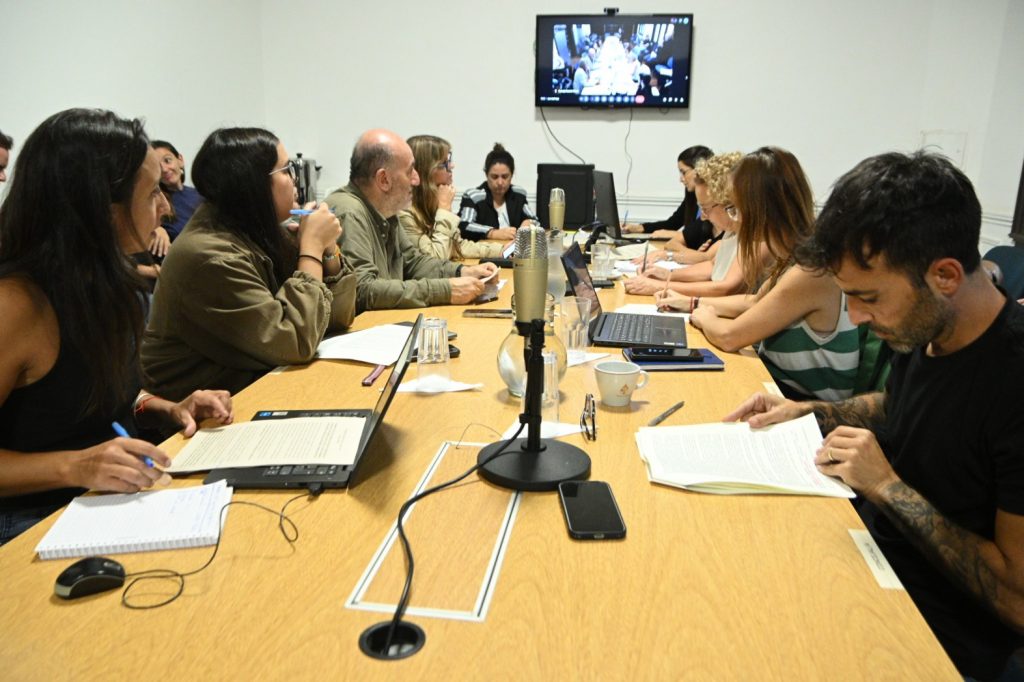 Distinciones y actividades culturales