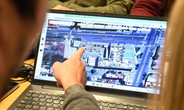 Audiencia con vecinos de Barrio Las Malvinas