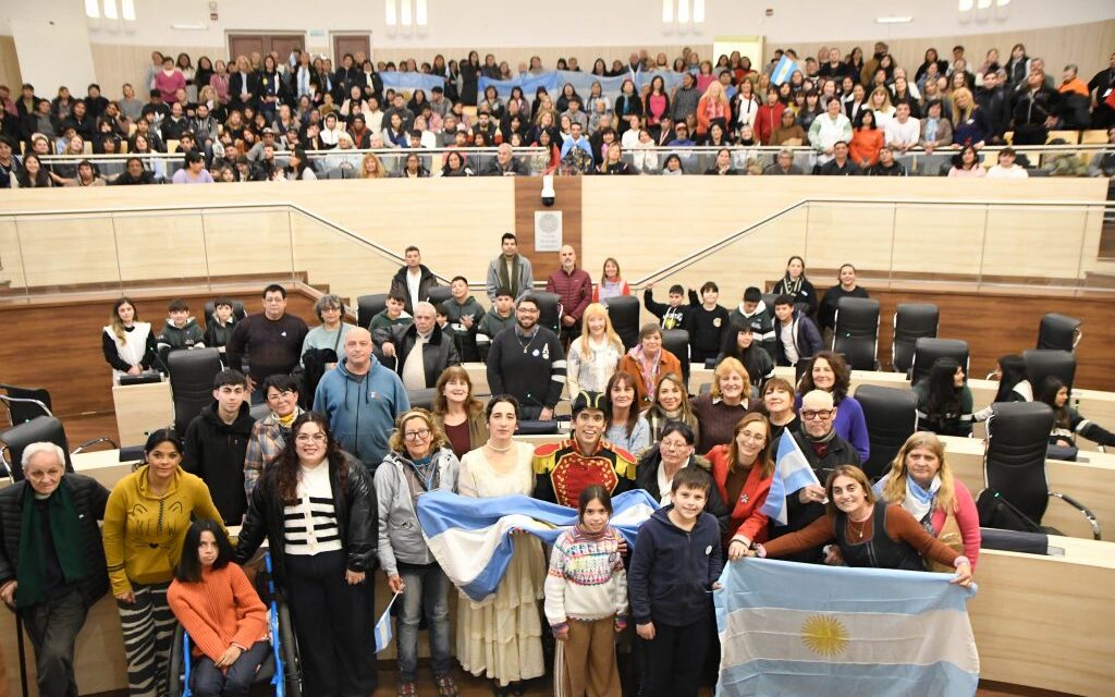 El Concejo Municipal celebró seis jornadas de Promesas a la Bandera