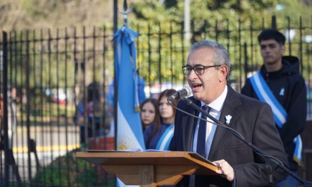 Javkin y el 9 de Julio: «Asumamos la valentía de construir una Argentina federal»