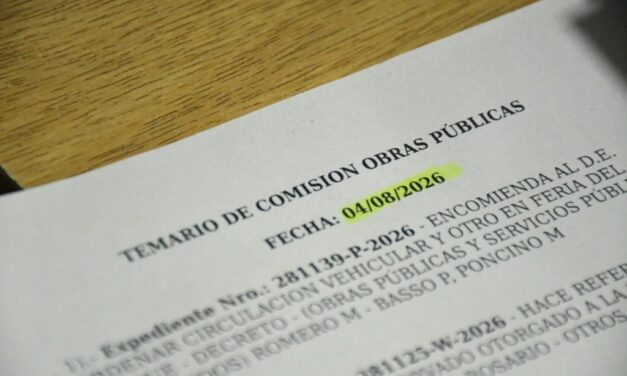 Dispensadores de bolsas para deposiciones de animales